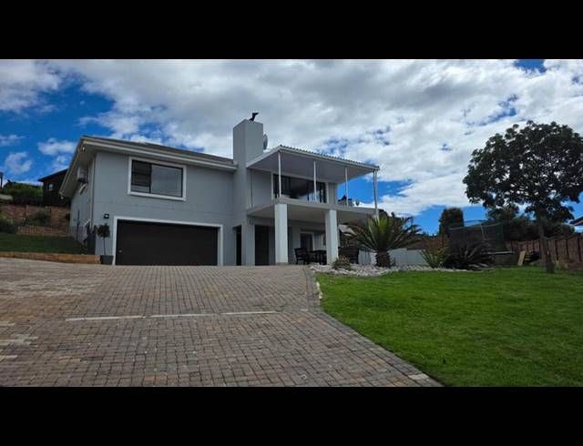 3 BEDROOM HOUSE FOR SALE IN ISLAND VIEW